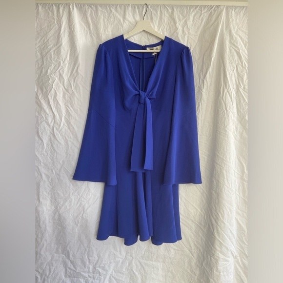 Diane von Furstenberg Tie Front Mini Crepe Dress Size 10 NEW - Picture 3 of 16